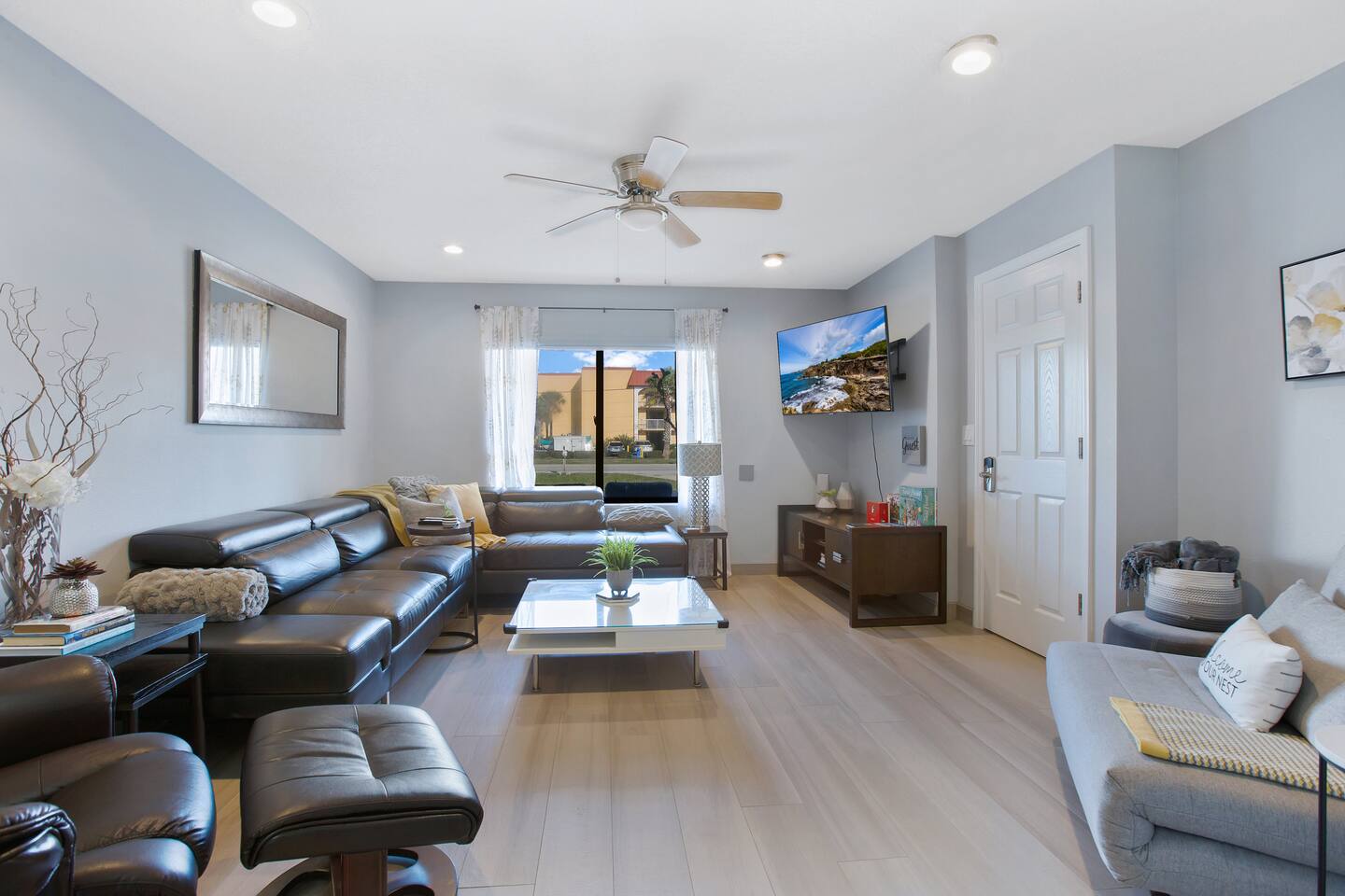 Modern Beach Retreat interior